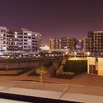 New Serene 1Br With Pool & Sauna